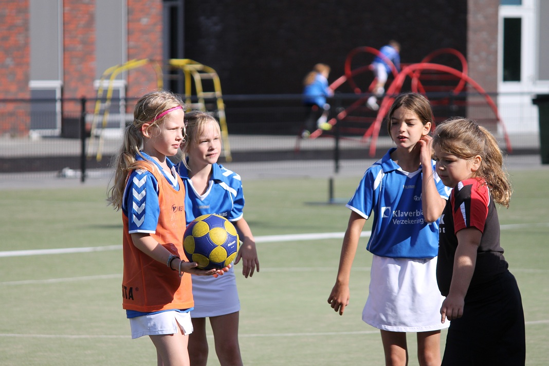 Wedstrijd 1 E2 091.JPG